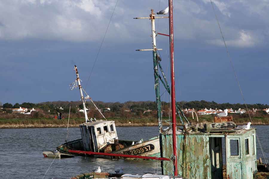 Cimetière de Bateaux en Bretagne - Photos Thierry Weber Photographe de mer à La Baule Guérande