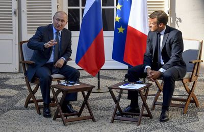 Poutine à Brégançon: donne une leçon de maintien de l'ordre à Macron