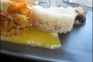 Curry de fruits et légumes et son riz